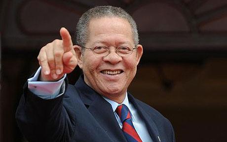 Jamaica: Former Prime Minister Bruce Golding testifies before commission  examining the "Dudus" raid