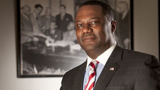 Michael Pugh - Carver