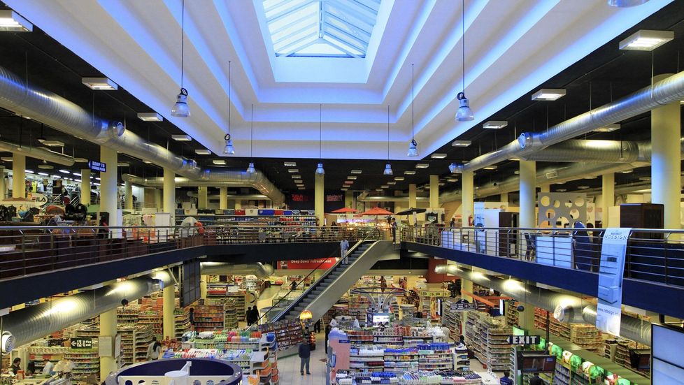 African shoppers - African consumers