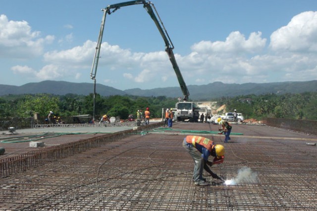 Unemployment falls in Jamaica