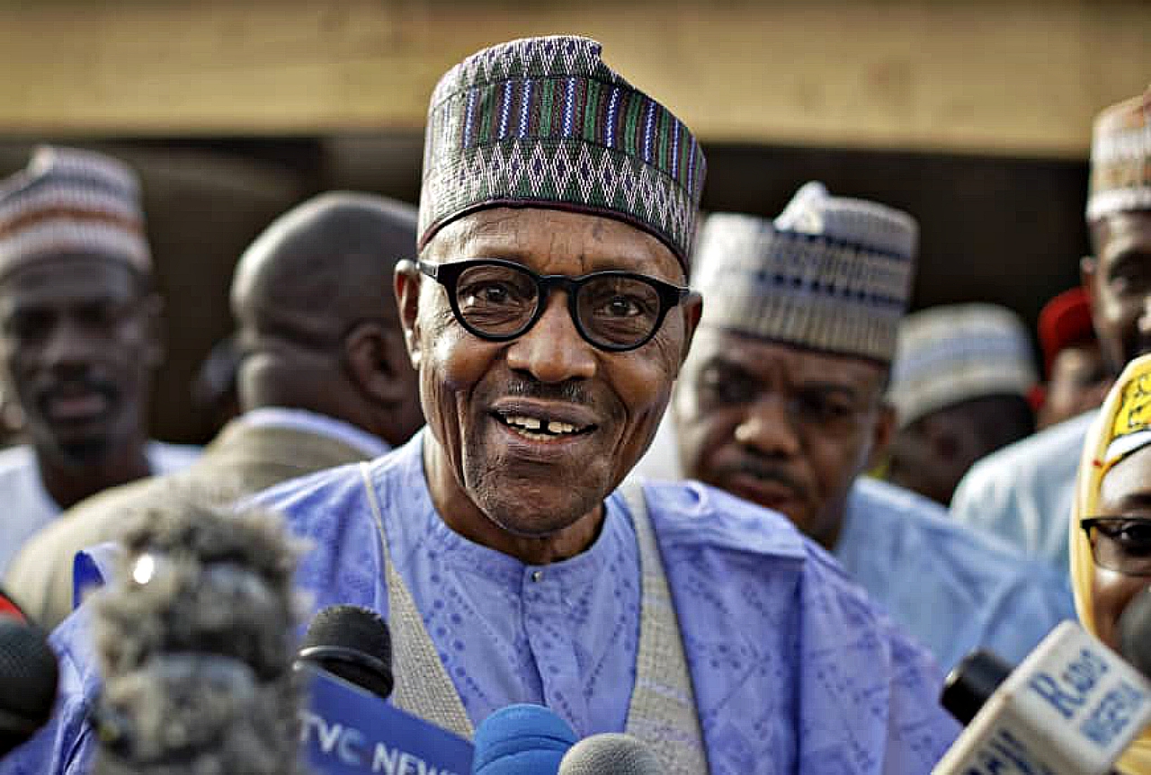Muhammadu Buhari easily wins election