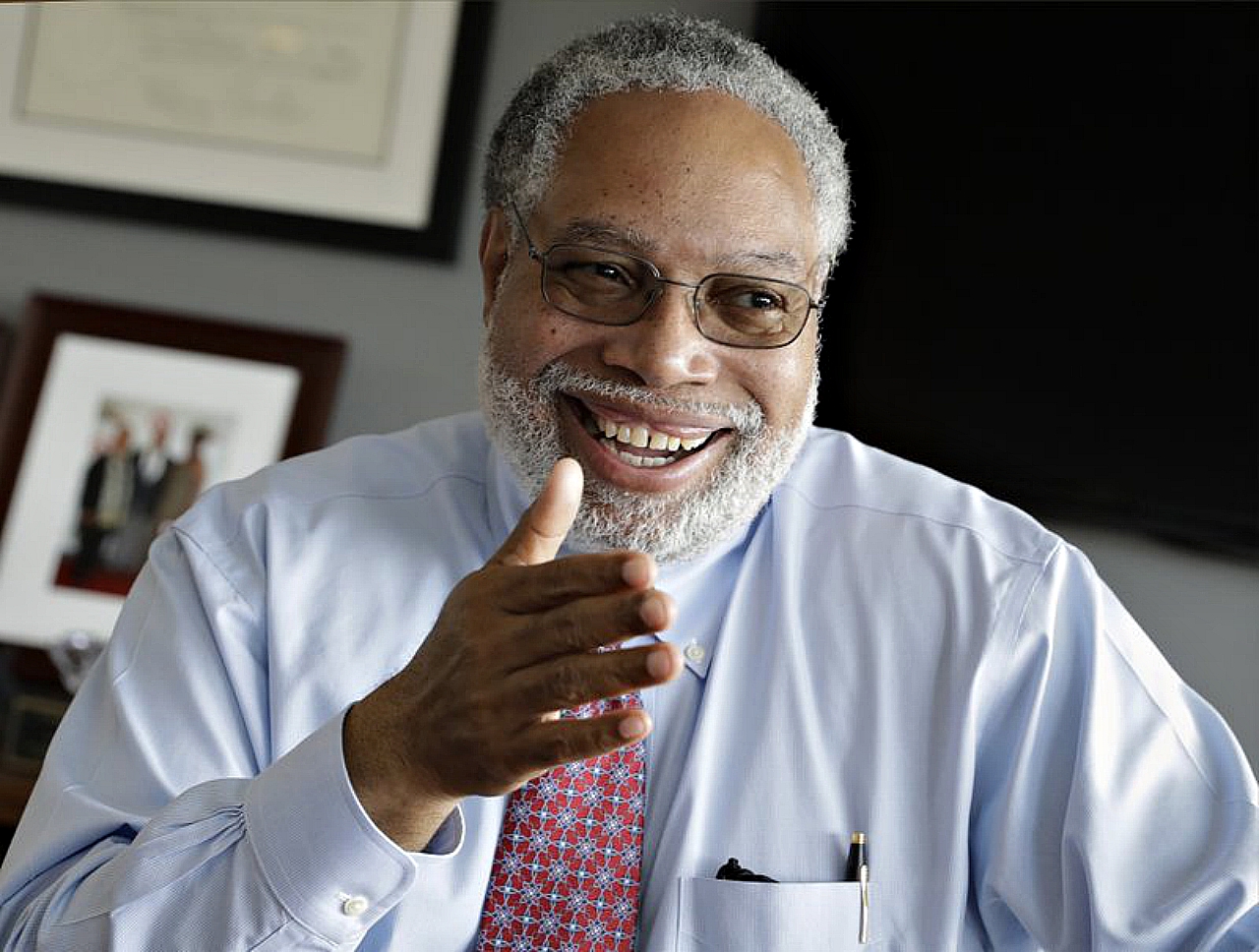 Smithsonian Institution names first African American leader in 172-year history