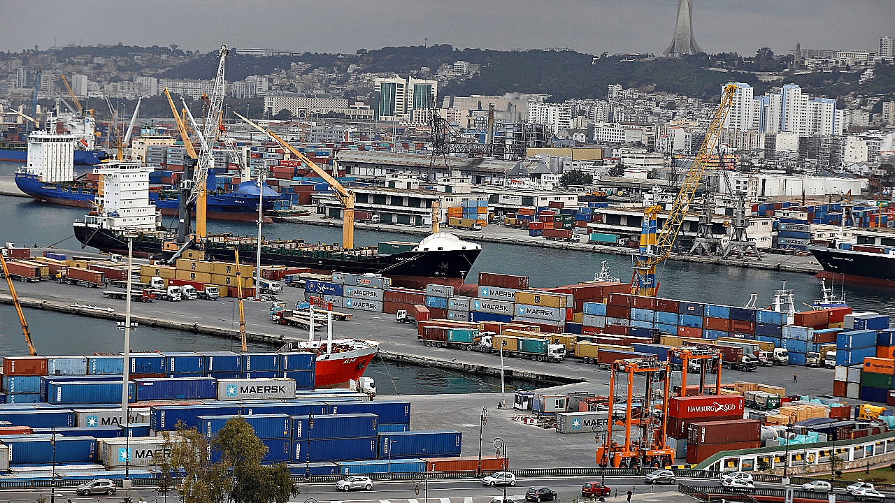 African Continental Free Trade Agreement (AfCFTA): we lacks capacity to stop dumping goods into Nigeria – Buhari