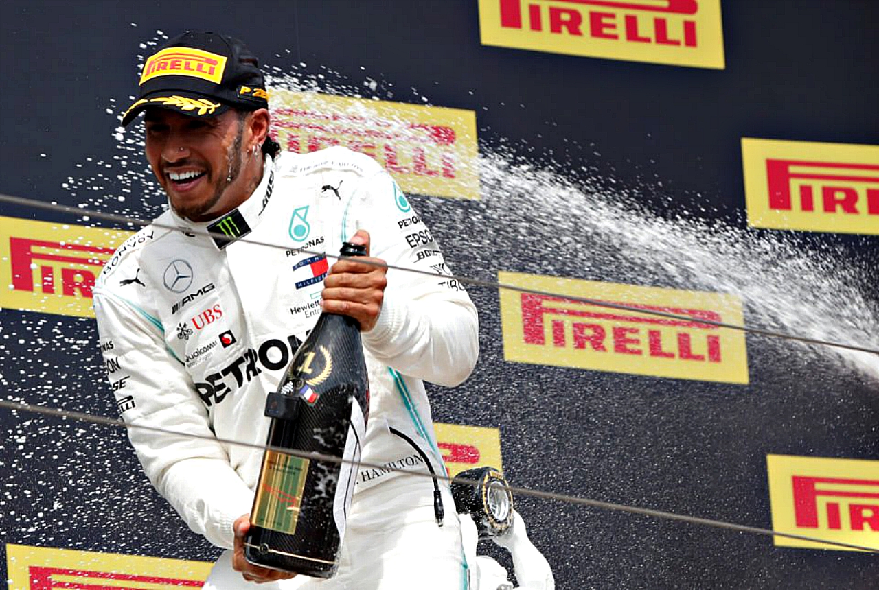 Lewis Hamilton wins French Grand Prix