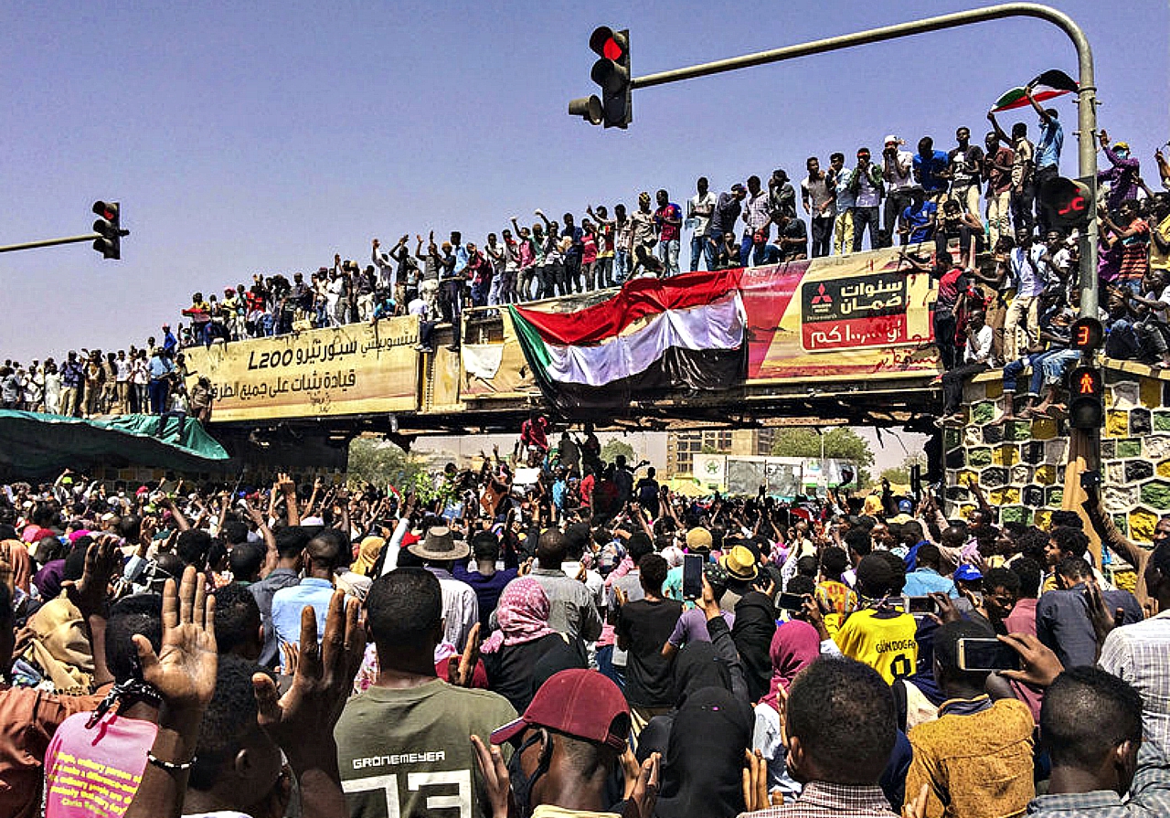 Sudan: Army calls for unconditional talks with protesters