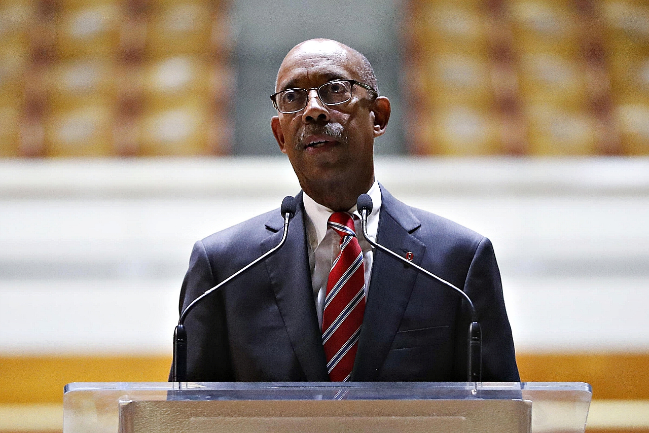 Ohio State University President Michael Drake plans to retire next year