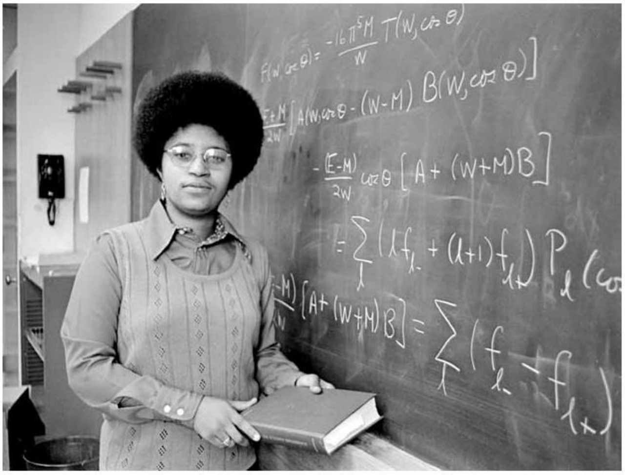 Task force recommends changes to increase African American physics and astronomy students