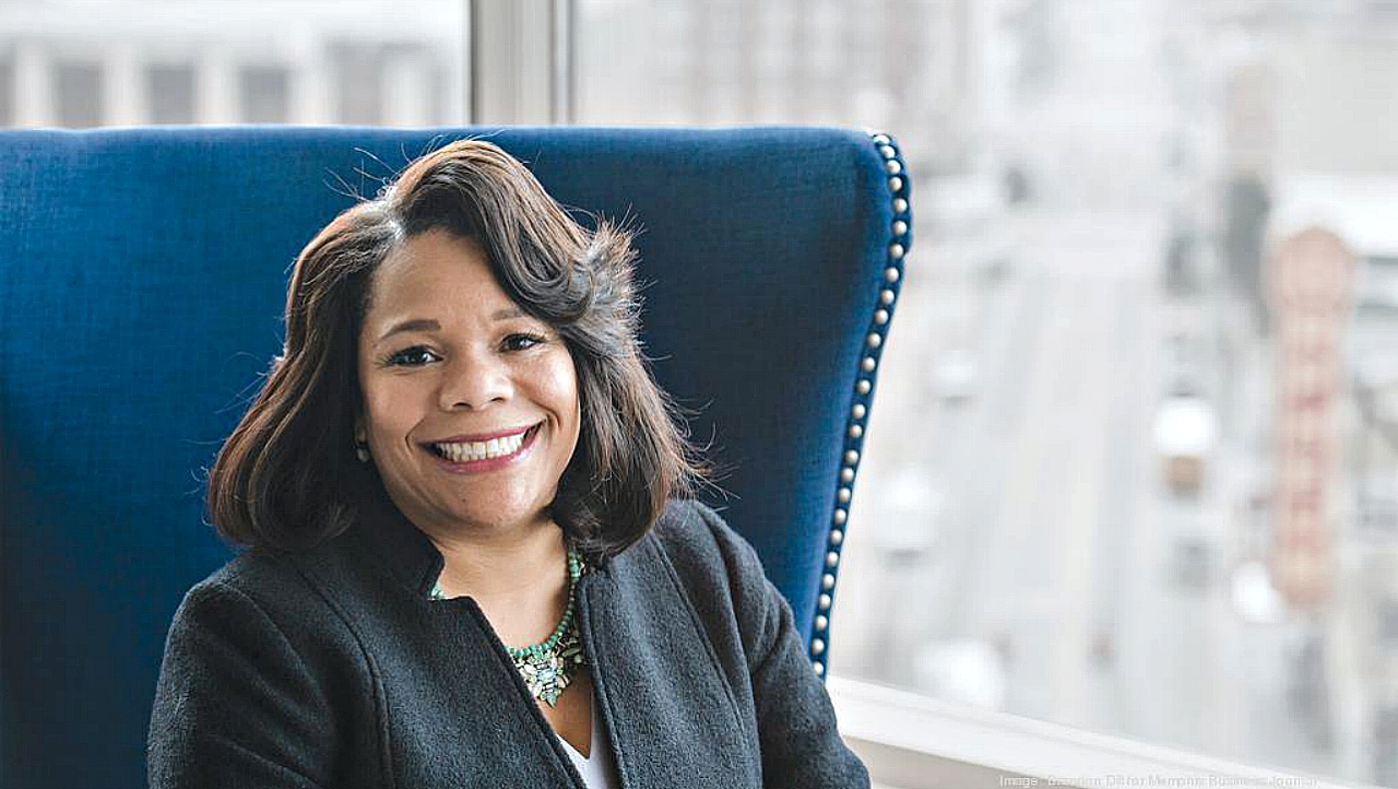 How Ramona Hood went from receptionist to a FedEx CEO