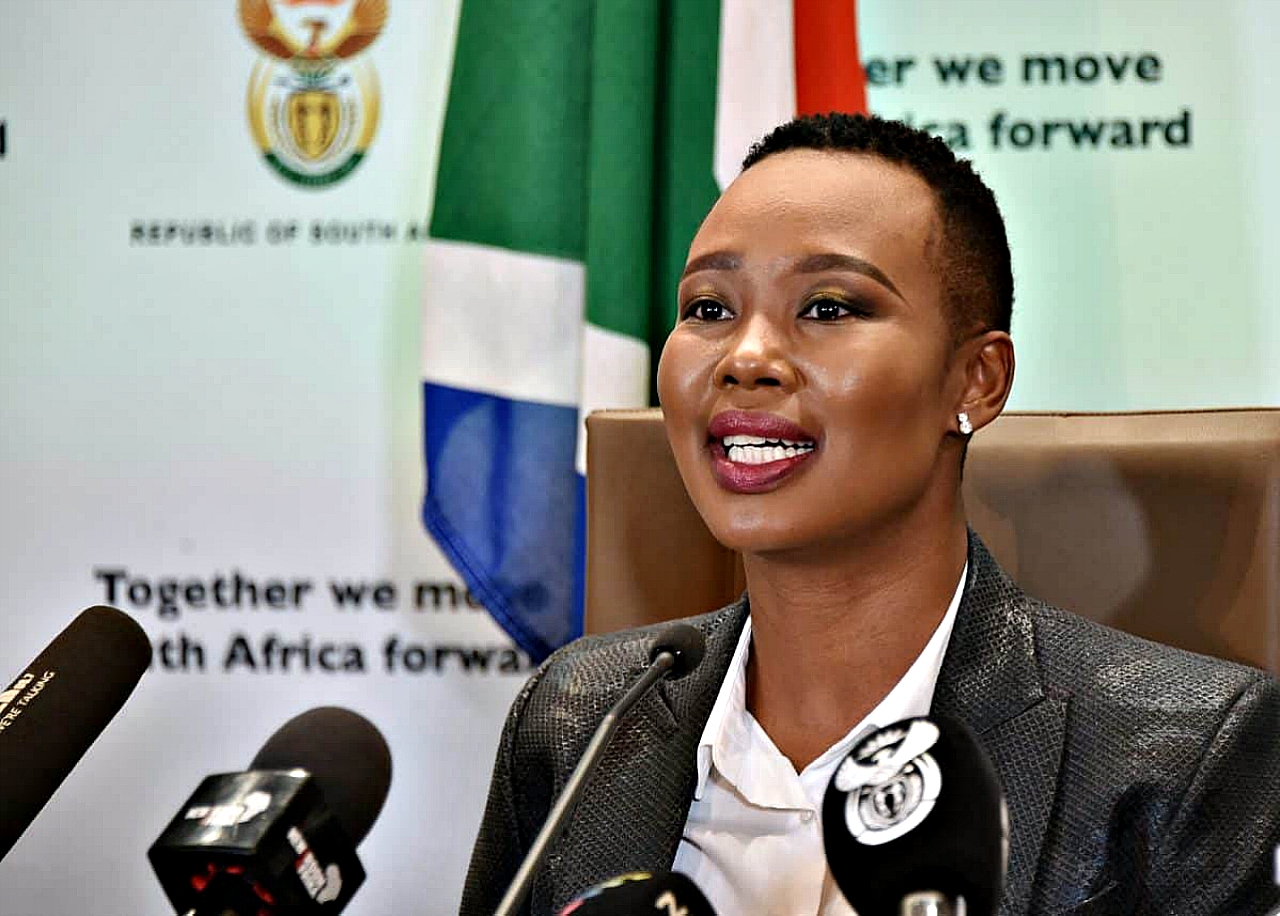 South Africa's Ramaphosa suspends Minister for violating COVID-19 lockdown