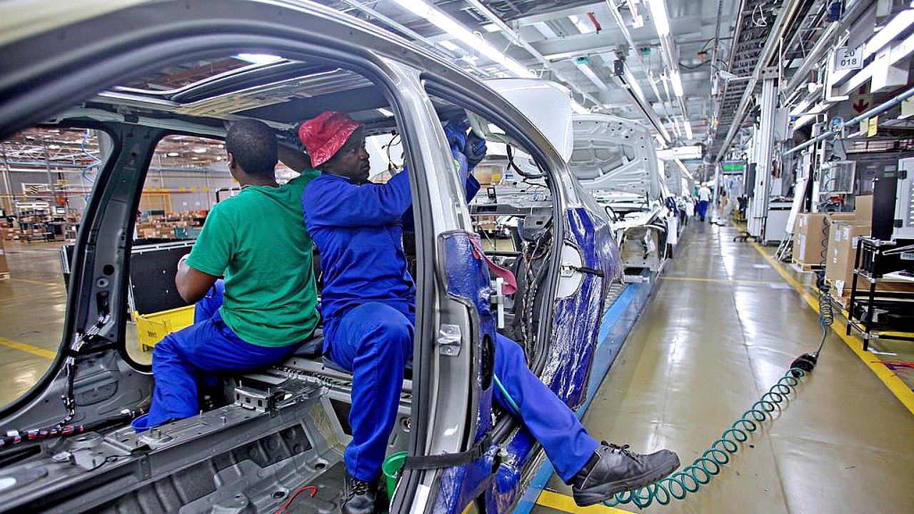 South Africa manufacturers see first growth in 10 months