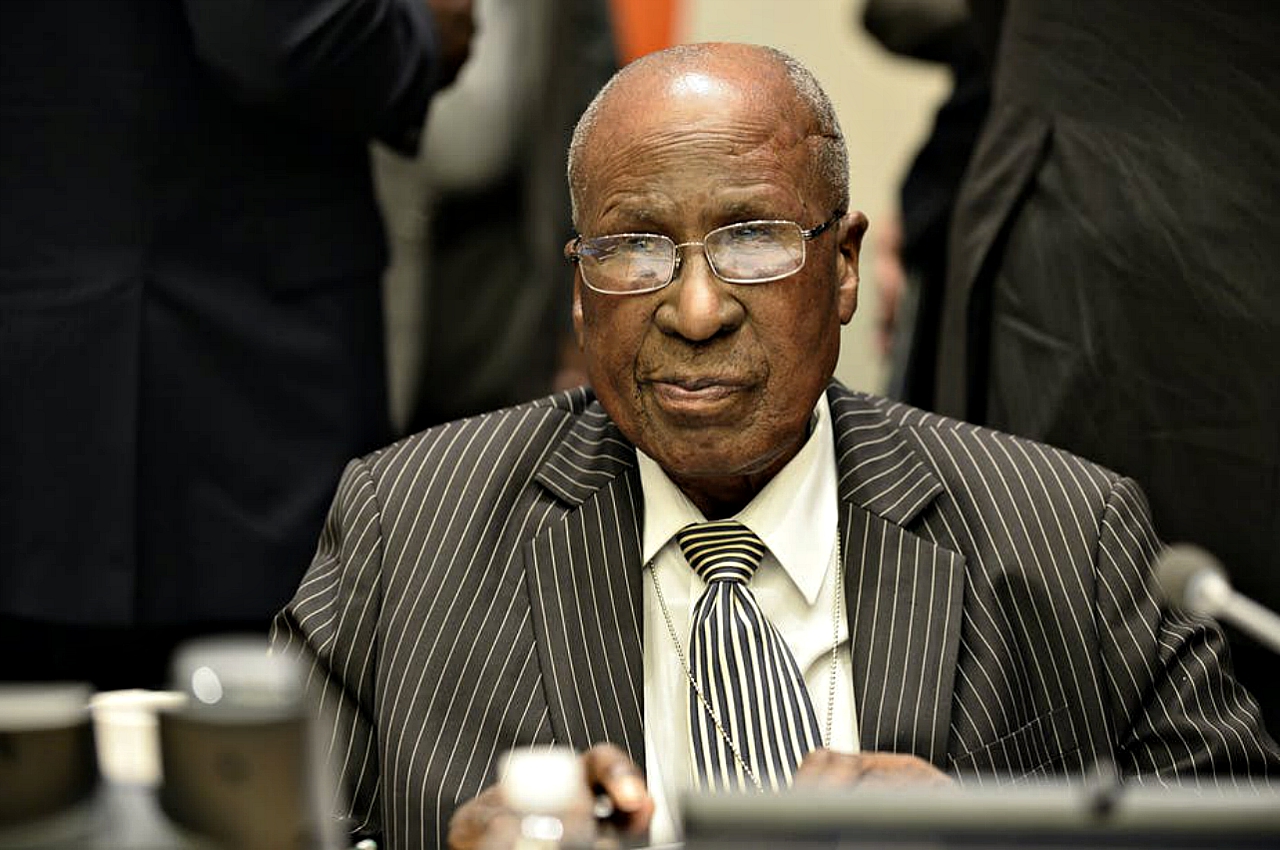 South African anti-apartheid icon Andrew Mlangeni dies at 95