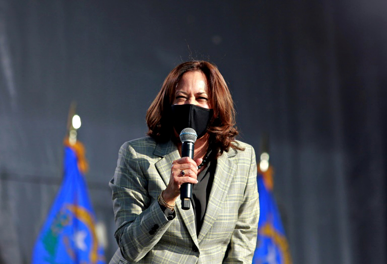 Harris suspends travel after staffer tests COVID-19 positive