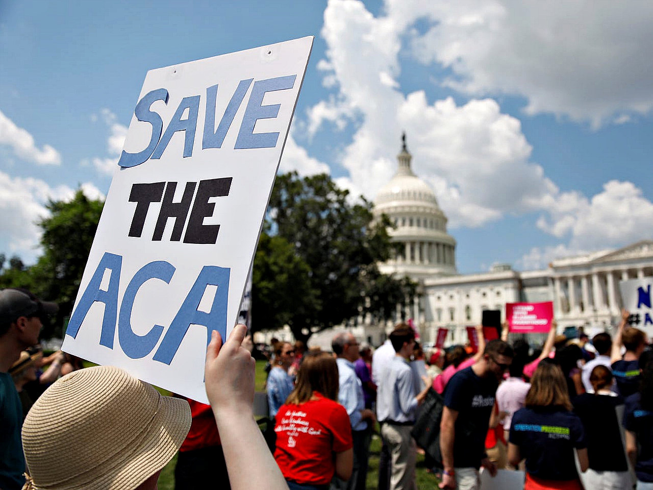 ‘Obamacare’ likely to survive, high court arguments indicate