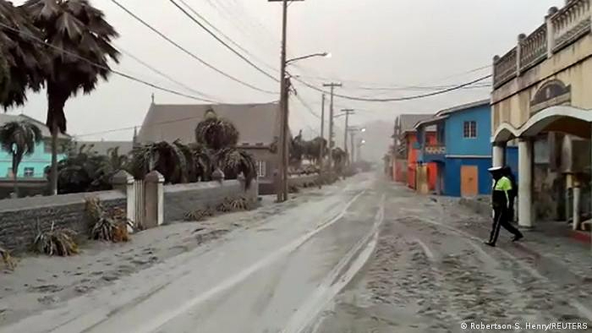 St Vincent volcano continues to erupt scientist warns