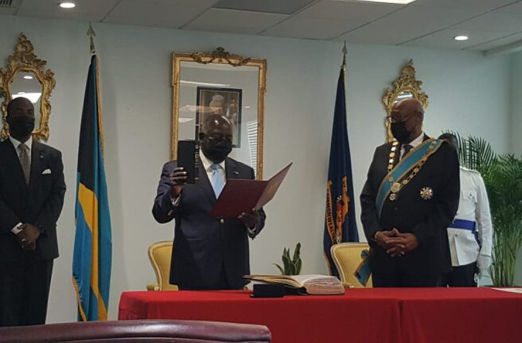 Davis sworn in as new Prime Minister of Bahamas