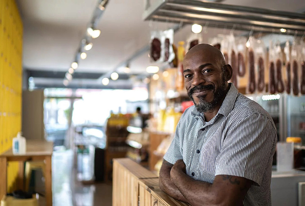 NAACP becomes part-owner in Hello Alice to build Black generational wealth