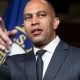 Rising star Hakeem Jeffries announces bid to lead U.S. House Democrats