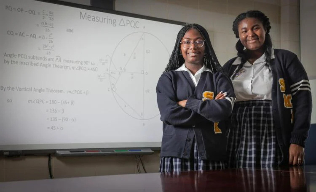 Meet Calcea Johnson and Ne’Kiya Jackson - they proved the Pythagorean Theorem with trigonometry. That should be "impossible".