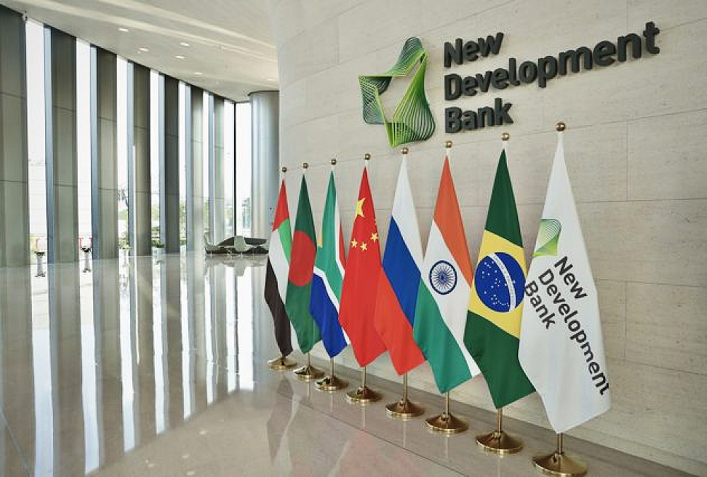 'BRICS bank' issues first South African rand bonds