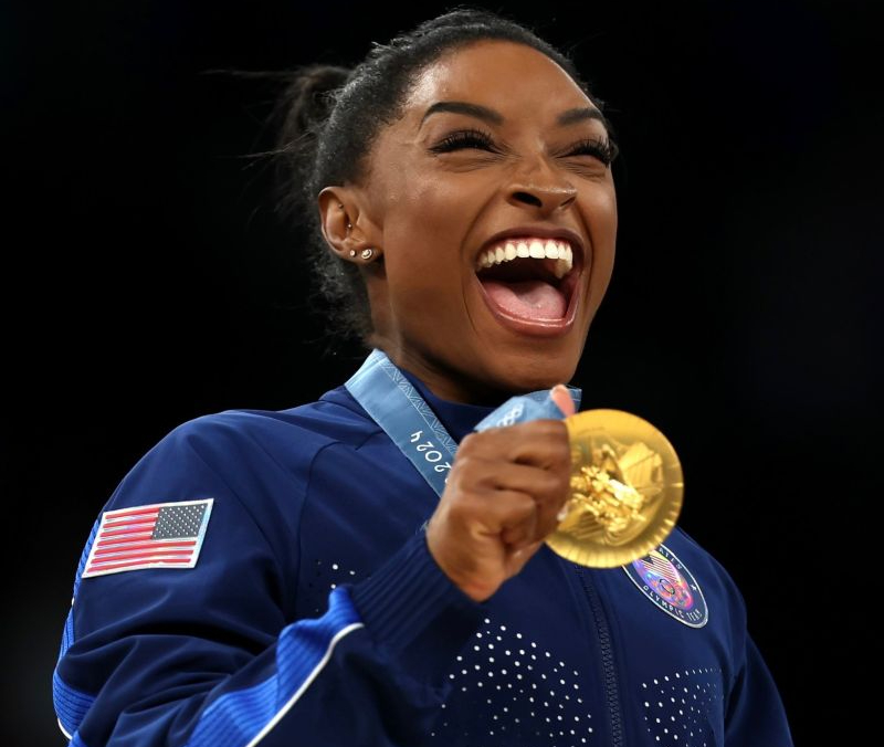 Simone Biles wins her 8th Olympic medal