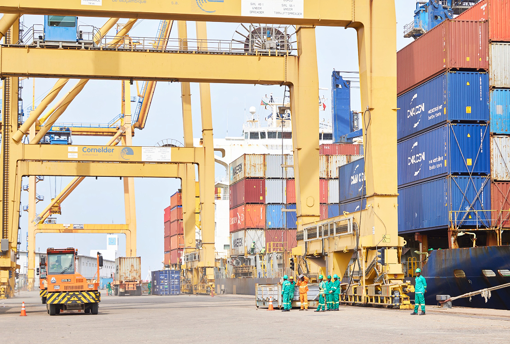 Mozambique Prime Minister Maria Benvinda Levi launches first AfCFTA shipment to Kenya, marking a historic step in African trade integration.