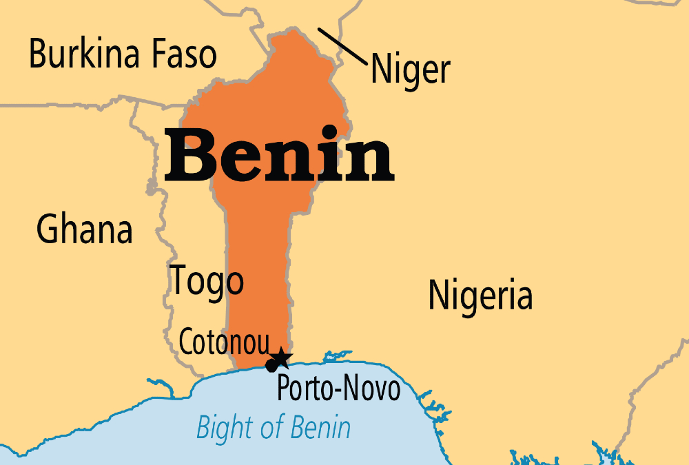 Map of Benin in West Africa between Togo and Nigeria showing strategic location