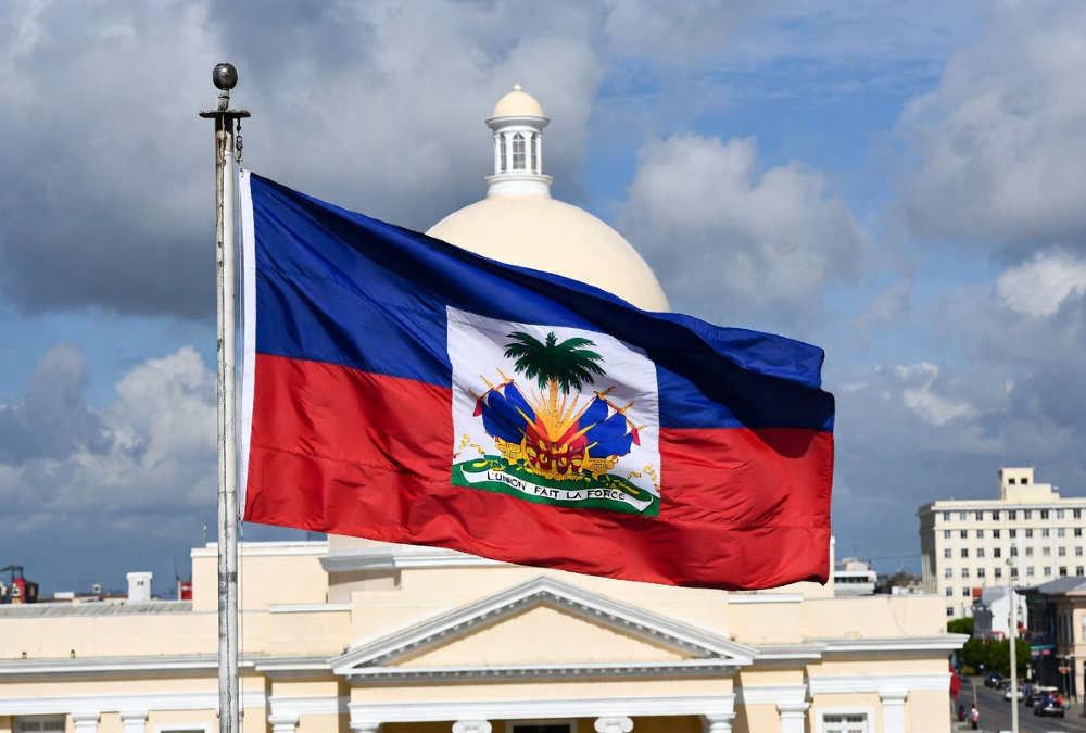 Haitian flag over government building in Port-au-Prince