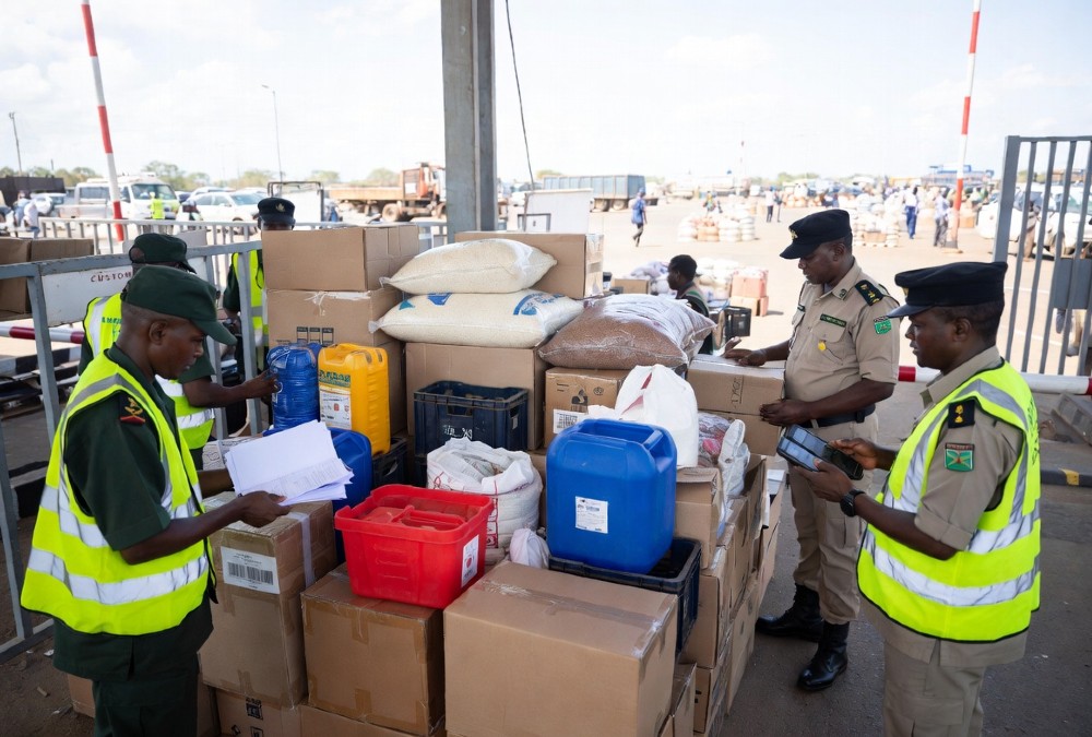 Goods clearance at Southern African border demonstrating NTB elimination efforts under SADC trade agreement